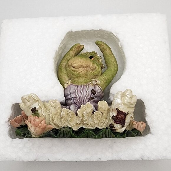 Vintage 1999 Boyds Bears "TuTu C. Rabbit...Frog Lake" Figurine with Box - Picture 2 of 13